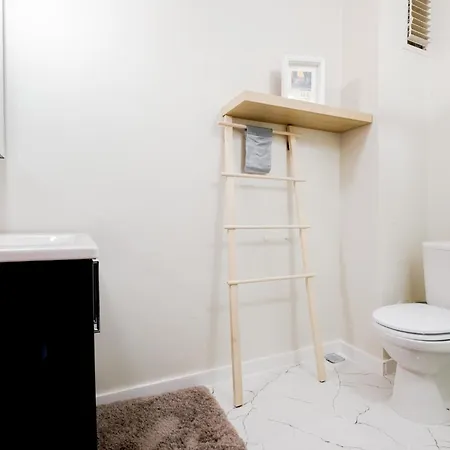 Flat W Balcony Near Taksim Square In Istiklal Apartament *